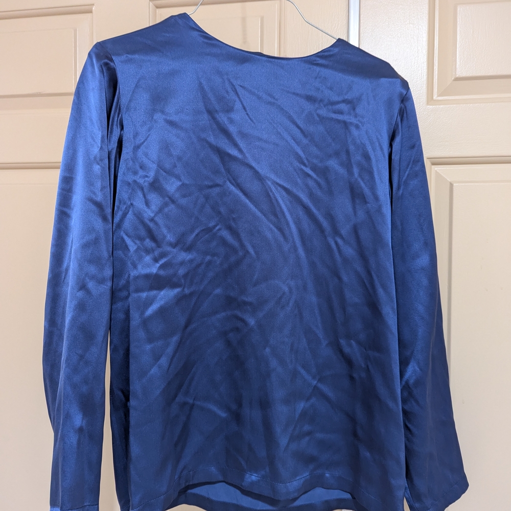 Elegant Blue Silk Blouse